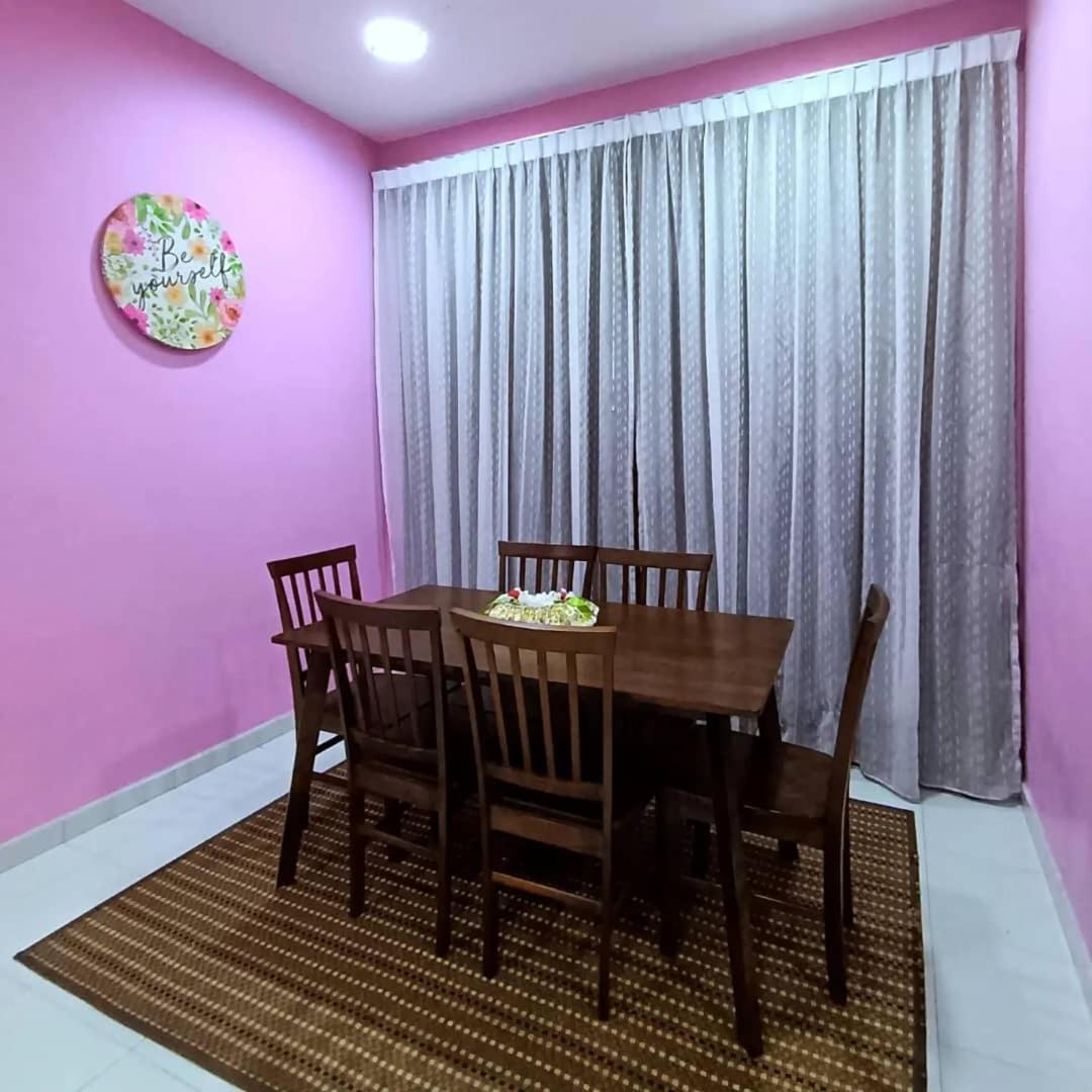 Ebnur Homestay Arau Ngoại thất bức ảnh